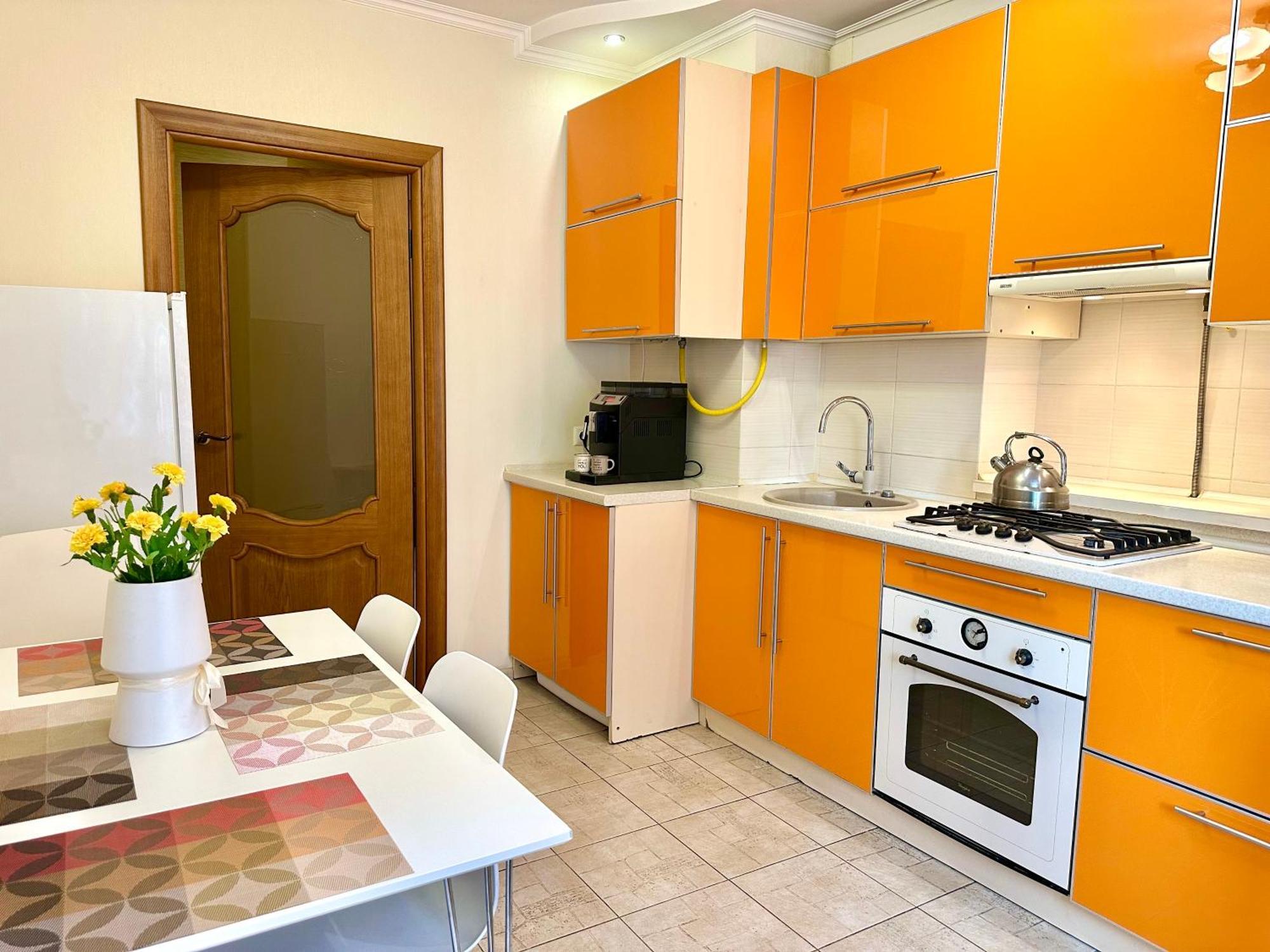 ריבנה Apartments With A Coffee Machine In The City Center, Near A Park And Zlata Plaza מראה חיצוני תמונה